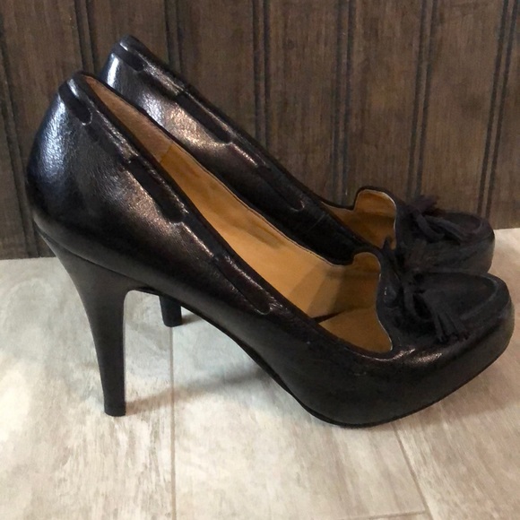 Very nice Nine West heels w/ tassels - Picture 2 of 8